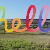 Spring Loaded: Tim Cook met Hello-logo