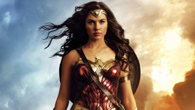 Tudtátok, hogy Gal Gadotnak Wonder Woman előtt homlokegyenest más szerepet ajánlottak fel a DCEU nyitófilmjében? (Hírek Gal Gadot)