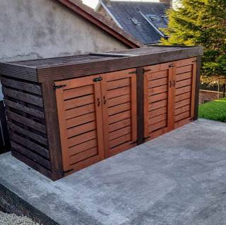 How to create a bin store using pallet wood or leftover timber