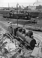 Split JZ class 83 on turntable and class 32 ca 1952.jpg