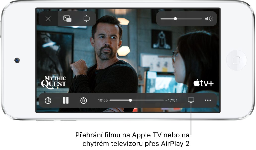 Na displeji iPodu touch se přehrává film. V dolní části obrazovky jsou vidět ovládací prvky pro přehrávání a mezi nimi vpravo dole tlačítko AirPlay.