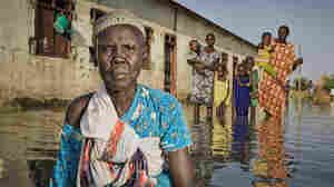 Prize-winning photos capture the grit and suffering of flood survivors in South Sudan