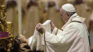 Pope Francis celebrates Christmas Eve Mass as Italy sets pandemic record of new cases