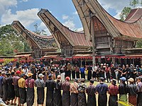 A funeral ceremony in Tana Toraja.jpg