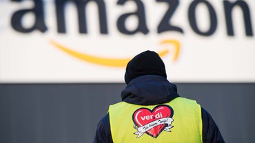 Kurz vor Weihnachten streiken Amazon-Beschäftigte an sieben Versandzentren