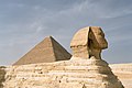Cairo, Gizeh, Sphinx and Pyramid of Khufu, Egypt, Oct 2004.jpg