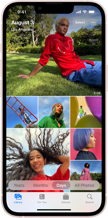 App Photos ouverte sur un iPhone et affichant la Photothèque.