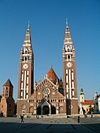 Szeged-dom1.jpg