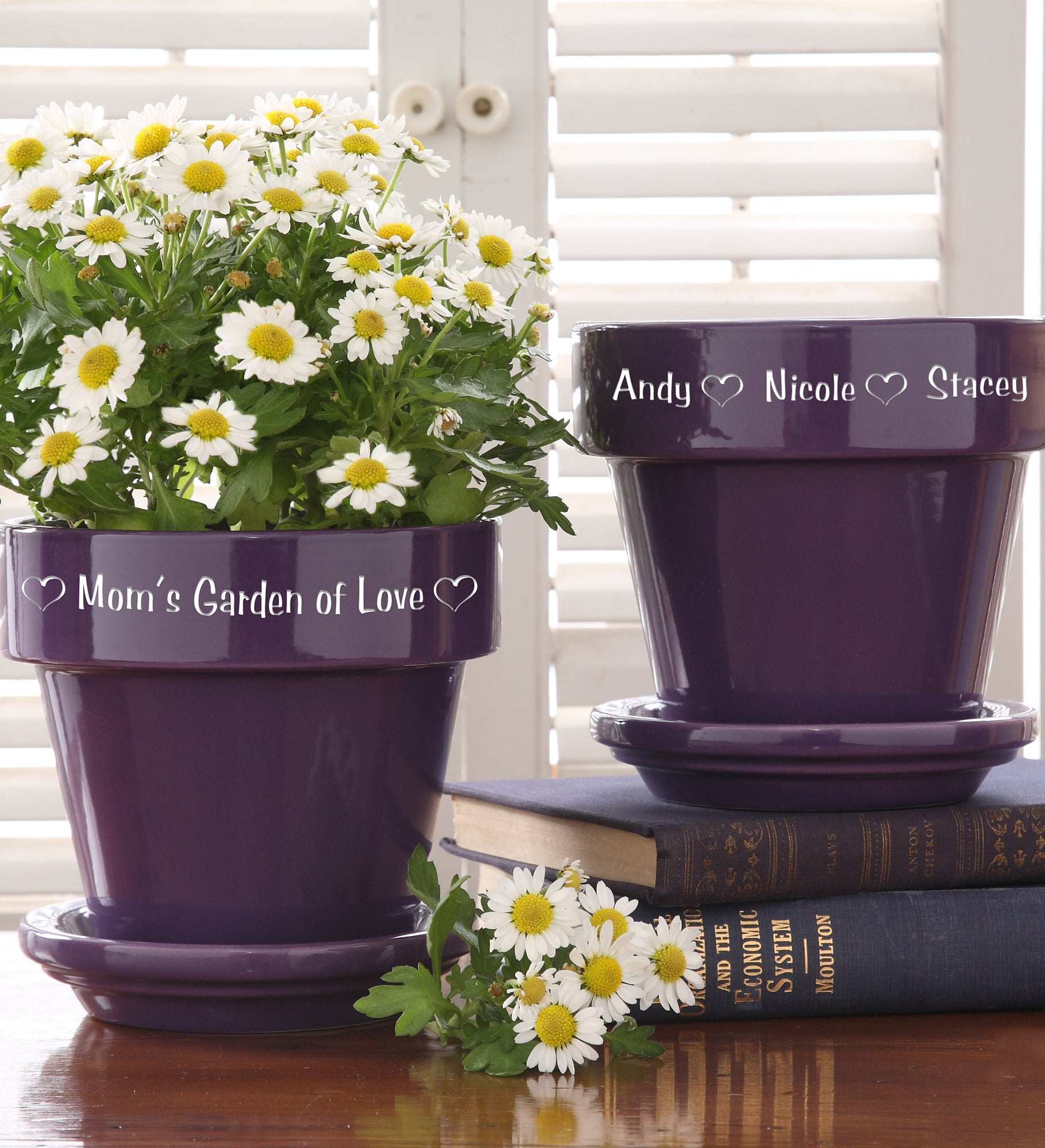 Garden Of Love Engraved Flower Pot