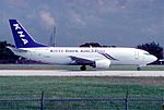 375cv - Kitty Hawk Air Cargo Boeing 737-300F, N108KH@MIA,01.09.2005 - Flickr - Aero Icarus.jpg