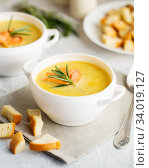 Fish cream soup with Salmon, cheese, Potatoes and herbs. Стоковое фото, фотограф Nataliia Zhekova / Фотобанк Лори