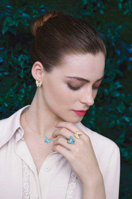 Van Cleef & Arpels Two Butterfly turquoise feature