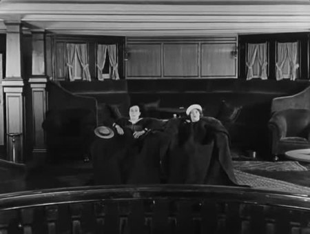 File:The Navigator (1924).webm