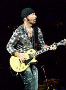 The Edge 360 Tour Foxboro 2009.jpg