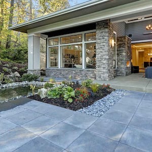Luxurious home concrete slab patio
