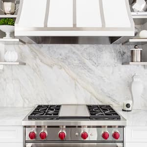 Kitchen marble backsplash
