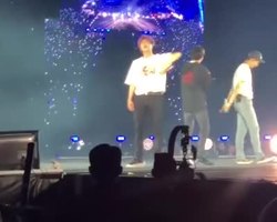 File:190601 Jin Wembley Stadium Day 1 Ay-Oh Chant.webm