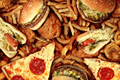 PTSD symptoms linked to unhealthy diet - Photo: ©iStock/wildpixel