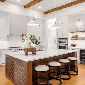 A white kitchen in new luxury home