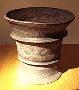 BlackCeramicBanChiangCultureThailand1200-800BCE.jpg