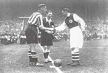 1936finalkickoff.jpg