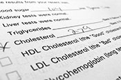 High cholesterol linked to lower risk of death in chronic kidney disease patients - Photo: ?iStock/lbodvar