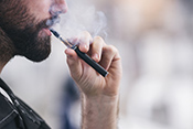 E-cigarettes may make it harder for the body to fight off infection - Photo: ?iStock/danchooalex