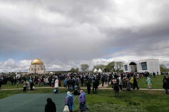 21 мая в древнем Болгаре проходит праздник «Изге Болгар жыены» в память об официальном принятии ислама предками татар - волжскими булгарами. 