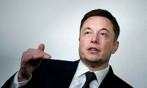 Elon Musk tells Tesla staff to return to office or leave