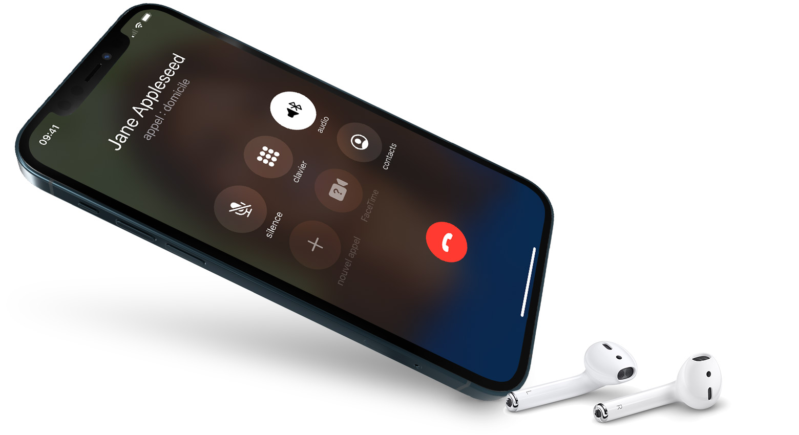 Un appel passé à Jane Appleseed sur un iPhone, à côté d’AirPods.