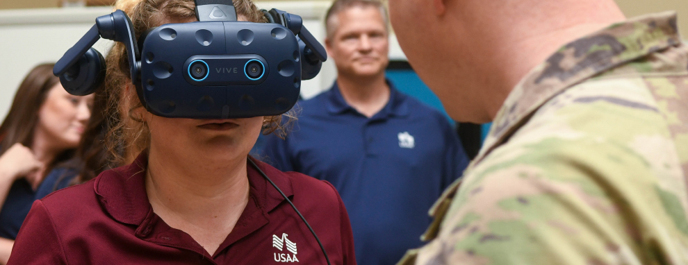 USAA employees tour 433rd Airlift Wing