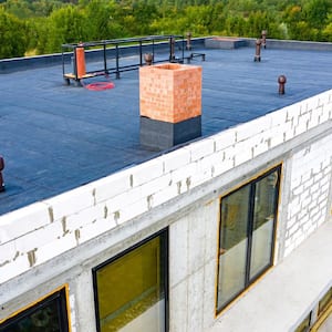 A house with a flat roof