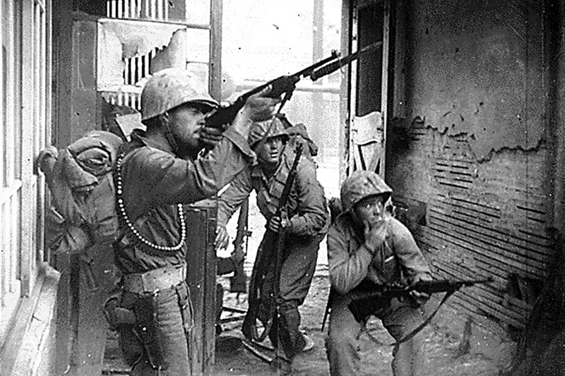 United Nations troops fight in the streets of Seoul, South Korea, on Sept. 20, 1950.