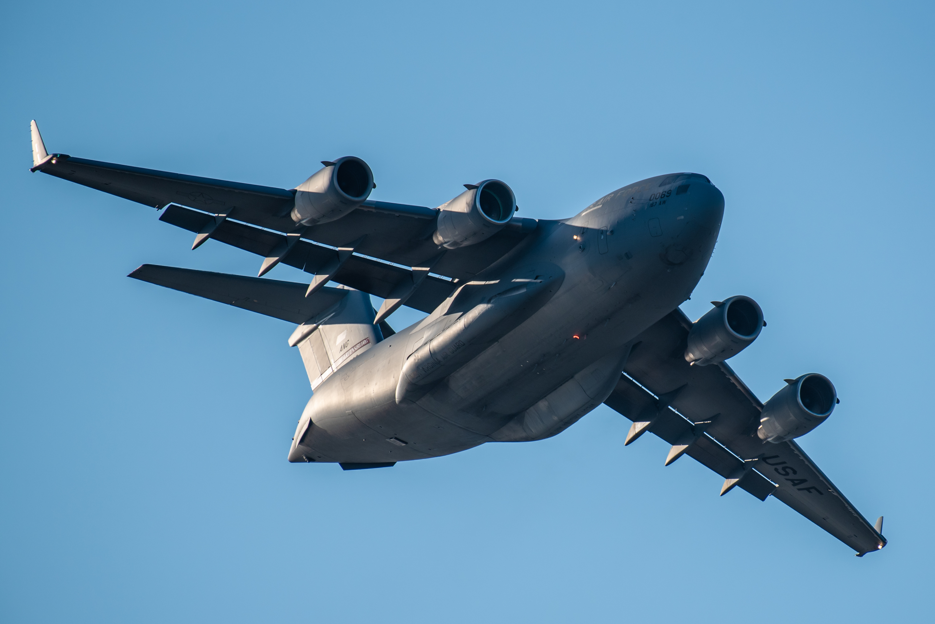 A C-17 Globemaster III flies over Ohio as it performs an aerial demonstration. 
