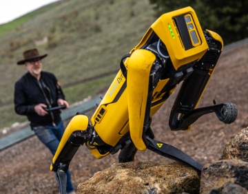 Adam Savage Tests Boston Dynamics’ Spot Robot!