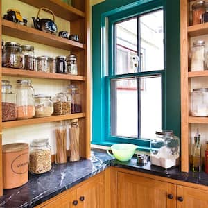 Kitchen pantry