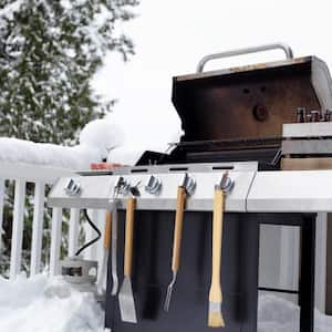 BBQ cooker in winter time