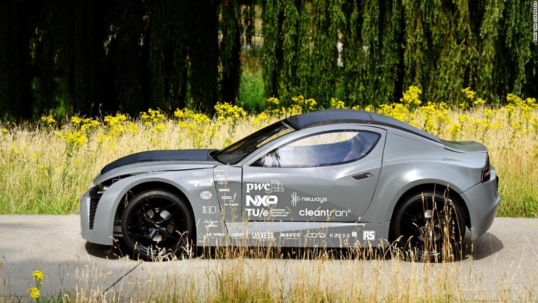 This solar-powered electric car cleans carbon from the air as it drives