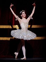 Alexandra Ansanelli Aurora Sleeping Beauty Royal Ballet.jpg