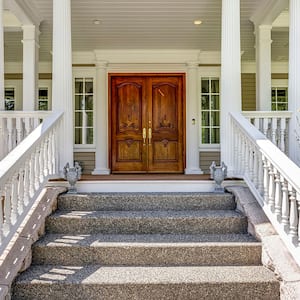 concrete steps entrance to home