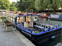 Film Friday: Brendan Barry turns a canal boat into a giant floating camera