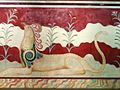 Knossos fresco in throne palace.JPG