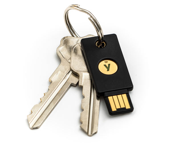 yubikey5anfc-keyring.jpg