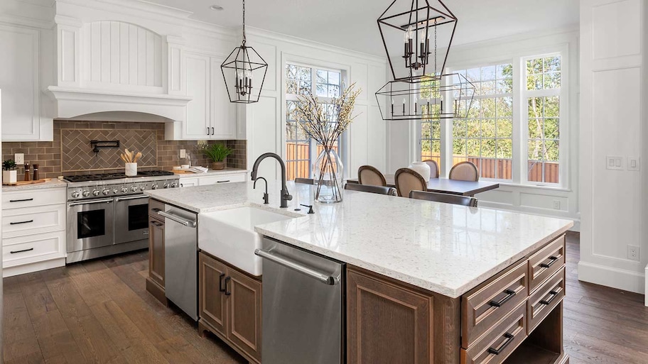 Traditional luxury kitchen with big island