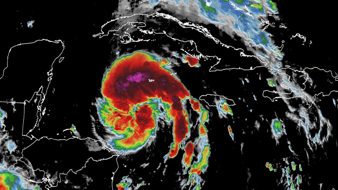 September 26, 2022 Florida braces for Hurricane Ian