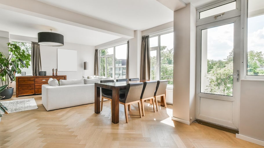 Modern dining room with wooden floor