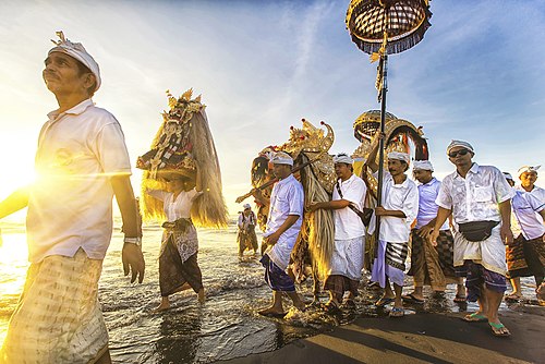 Gede Putu Agus Sunantara Melasti Gianyar Bali.jpg