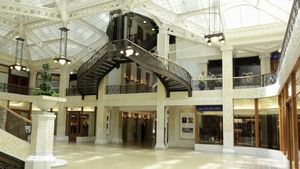 See how Frank Lloyd Wright remodeled the light court in Chicago's Rookery building