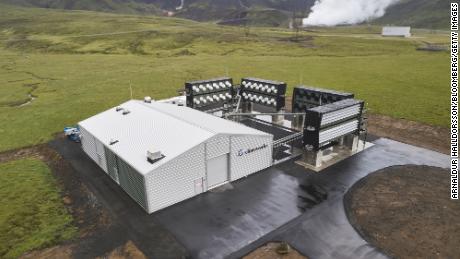 Climework&#39;s Orca project in Iceland sucks carbon pollution from the atmosphere. Scientists say they have worked out a way to make this process much more efficient.