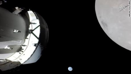 NASA&#39;s Orion spacecraft its doing its flyby of the moon